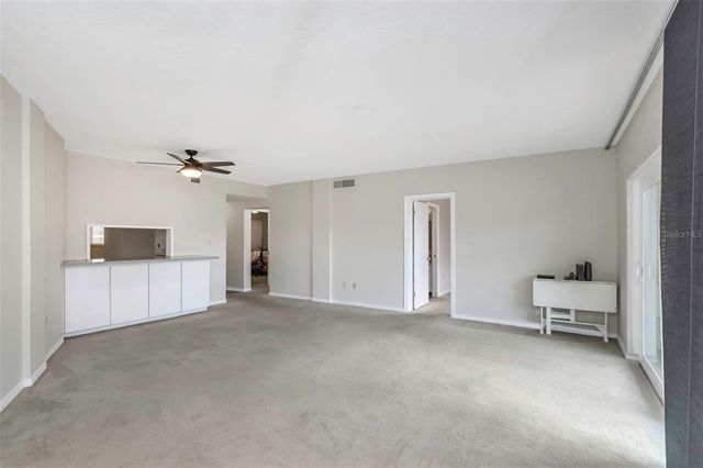 1200 N SHORE DRIVE NE 205, St Petersburg, FL 33701