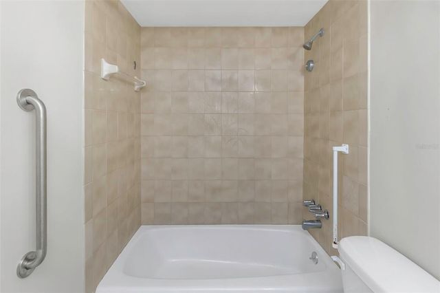 1200 N SHORE DRIVE NE 205, St Petersburg, FL 33701