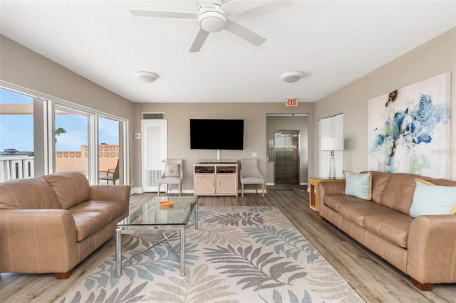 1200 N SHORE DRIVE NE 205, St Petersburg, FL 33701