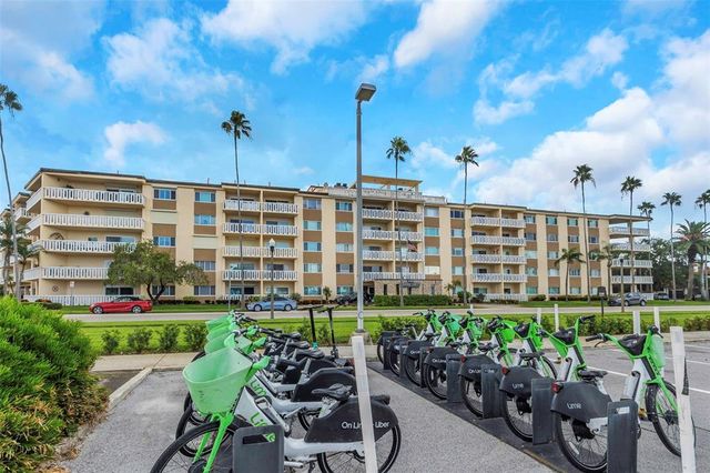 1200 N SHORE DRIVE NE 205, St Petersburg, FL 33701