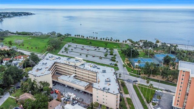 1200 N SHORE DRIVE NE 205, St Petersburg, FL 33701