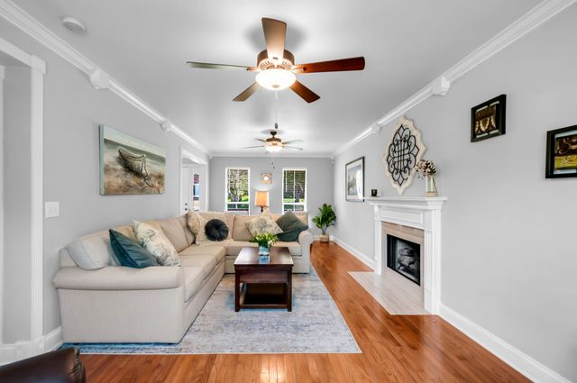7945 Boone Trce, Nashville, TN 37221