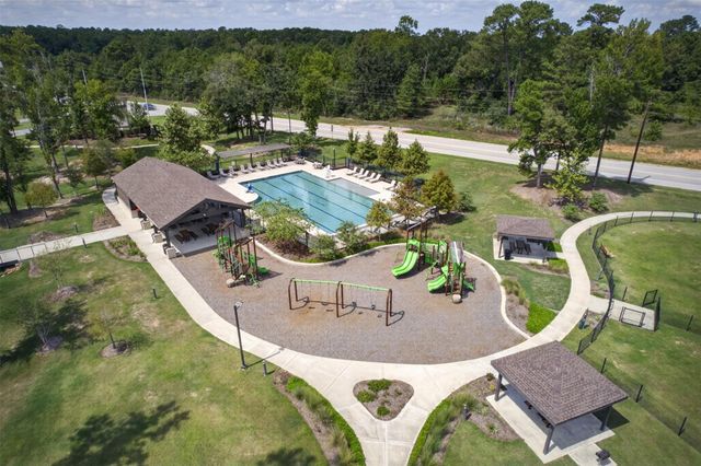 14040 Lamprey Drive, Conroe, TX 77384