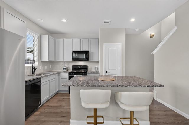 14040 Lamprey Drive, Conroe, TX 77384