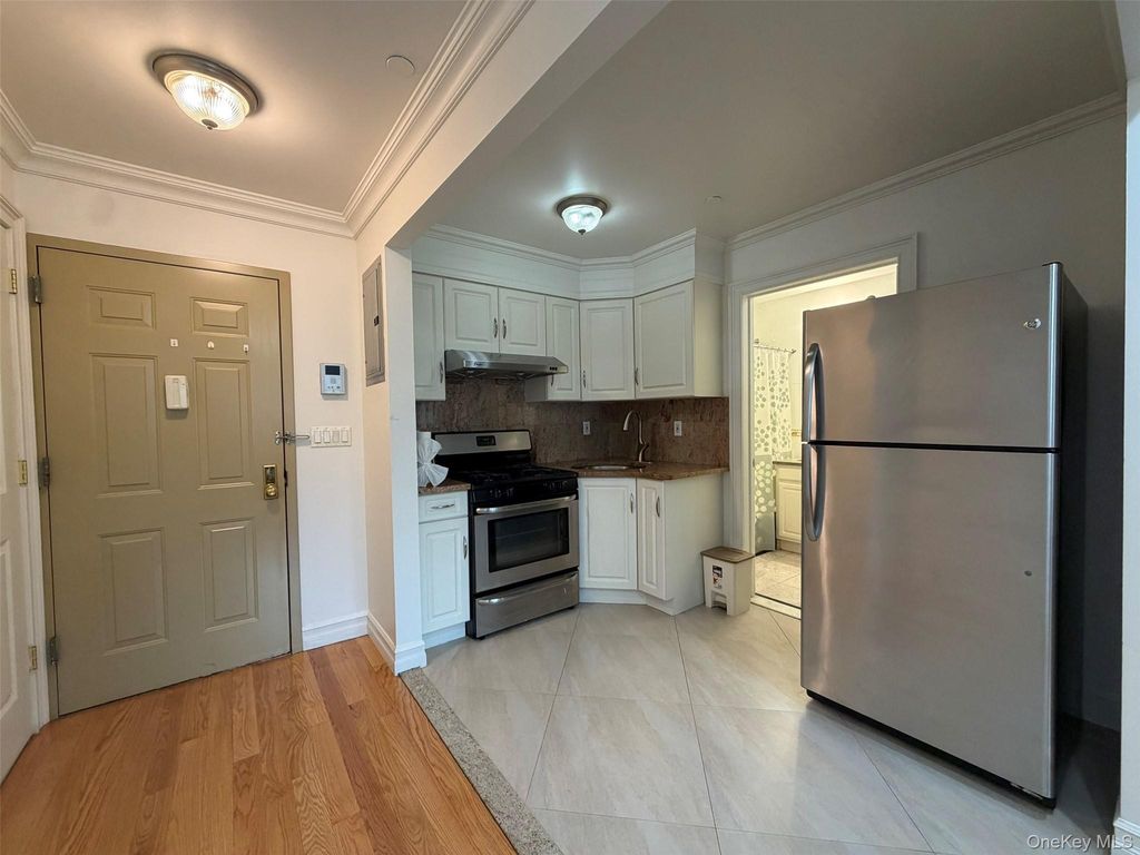 40-45 68th Street 2, Woodside, NY 11377