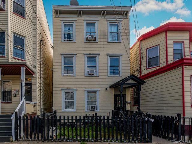 18 Porach Street, Yonkers, NY 10701