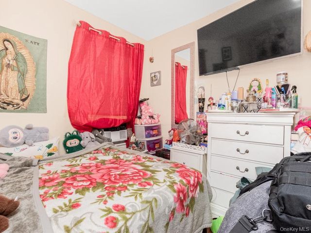 18 Porach Street, Yonkers, NY 10701