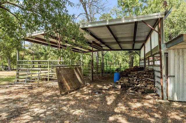 23602 Interstate 10, Wallisville, TX 77597