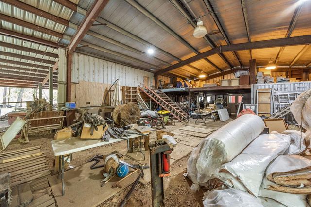 23602 Interstate 10, Wallisville, TX 77597