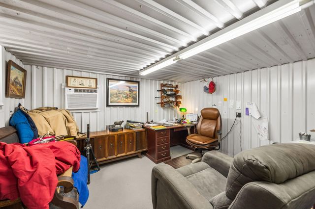 23602 Interstate 10, Wallisville, TX 77597