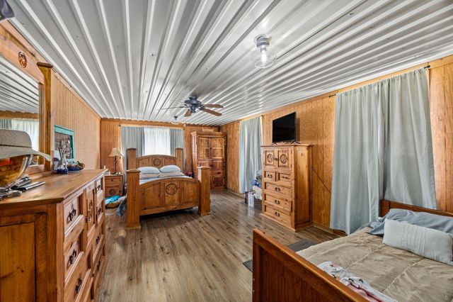 23602 Interstate 10, Wallisville, TX 77597