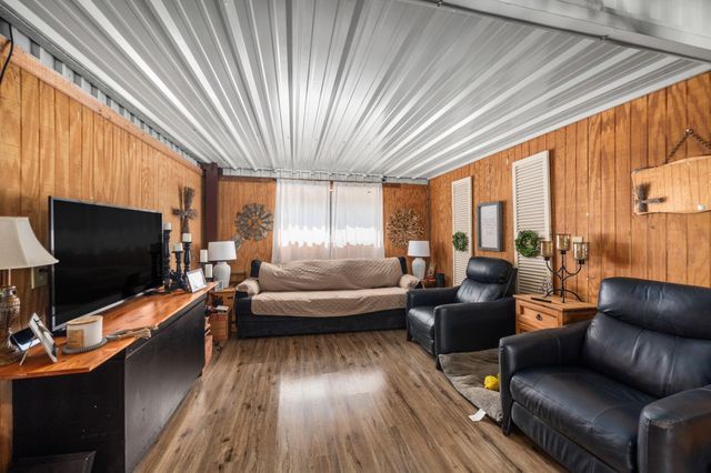 23602 Interstate 10, Wallisville, TX 77597