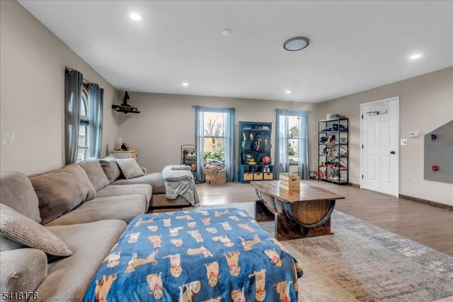 40 Alvin Rd, West Milford Twp., NJ 07480