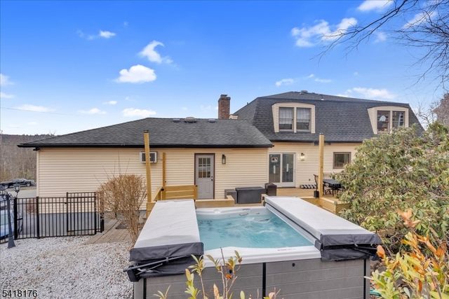 40 Alvin Rd, West Milford Twp., NJ 07480