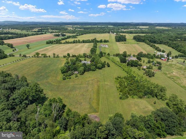 175 KNORR RD, Gettysburg, PA 17325