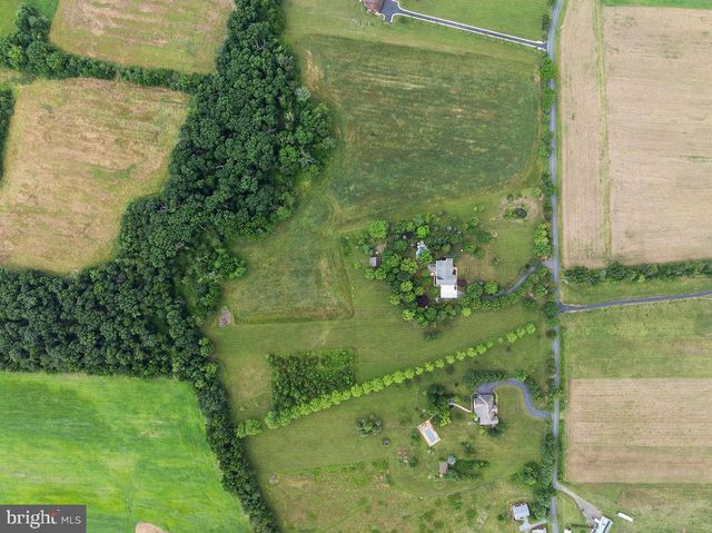 175 KNORR RD, Gettysburg, PA 17325