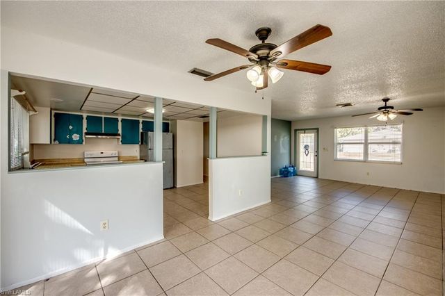 1384 Sourwood CT, North Fort Myers, FL 33917