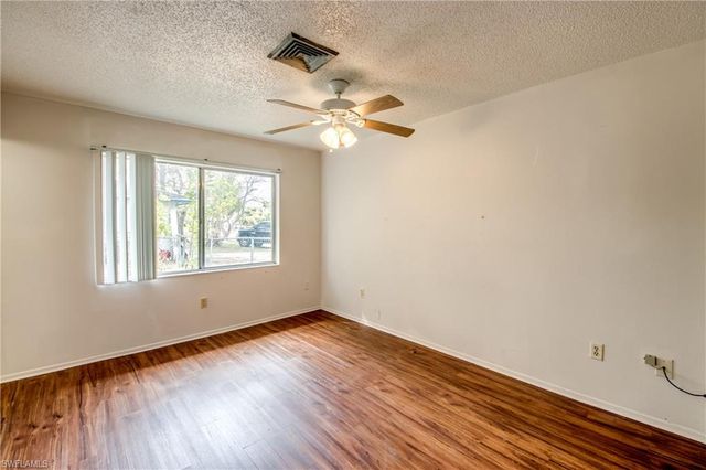 1384 Sourwood CT, North Fort Myers, FL 33917