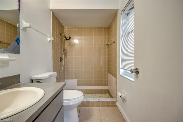 1384 Sourwood CT, North Fort Myers, FL 33917