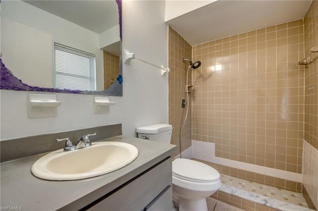 1384 Sourwood CT, North Fort Myers, FL 33917