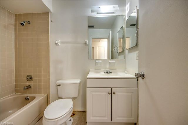 1384 Sourwood CT, North Fort Myers, FL 33917