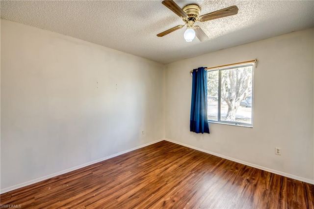 1384 Sourwood CT, North Fort Myers, FL 33917