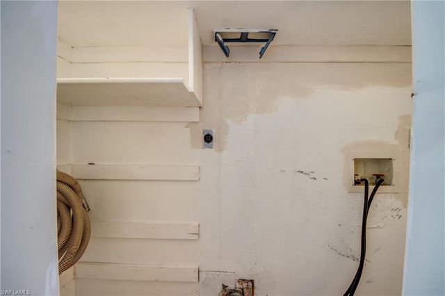 1384 Sourwood CT, North Fort Myers, FL 33917