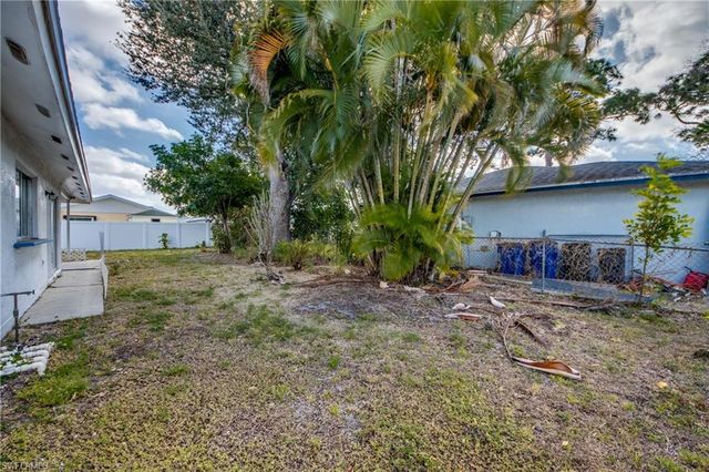 1384 Sourwood CT, North Fort Myers, FL 33917