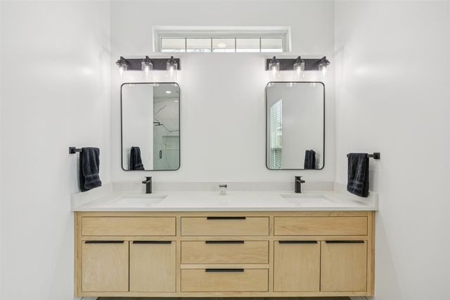 503 N Peak Street, Dallas, TX 75246