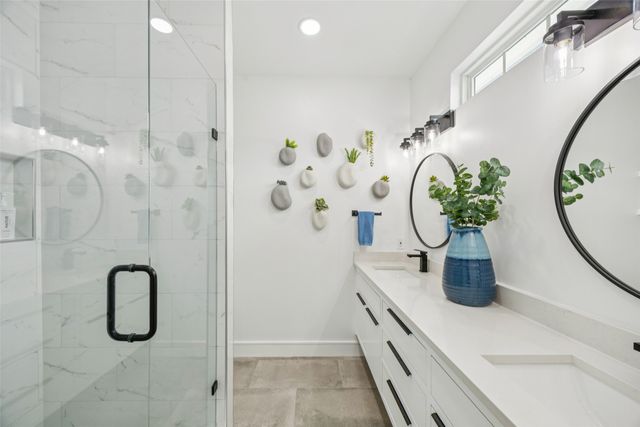 503 N Peak Street, Dallas, TX 75246