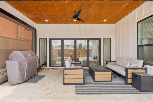 503 N Peak Street, Dallas, TX 75246