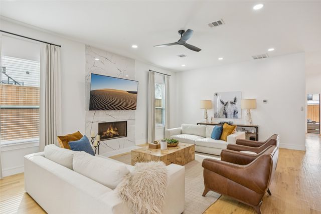 503 N Peak Street, Dallas, TX 75246