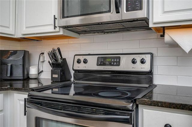 1761 Liberty Parkway, Atlanta, GA 30318