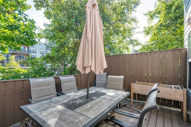 1761 Liberty Parkway, Atlanta, GA 30318