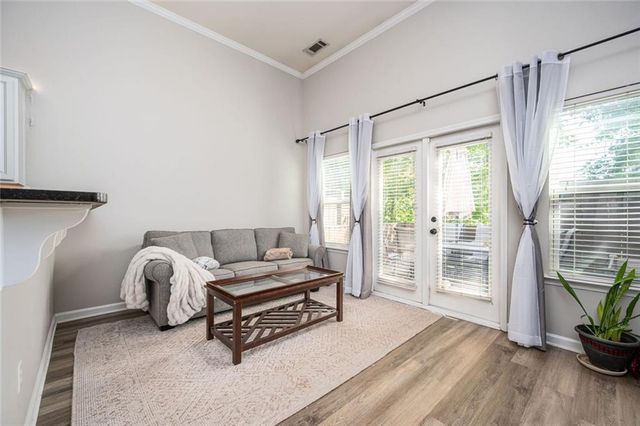 1761 Liberty Parkway, Atlanta, GA 30318