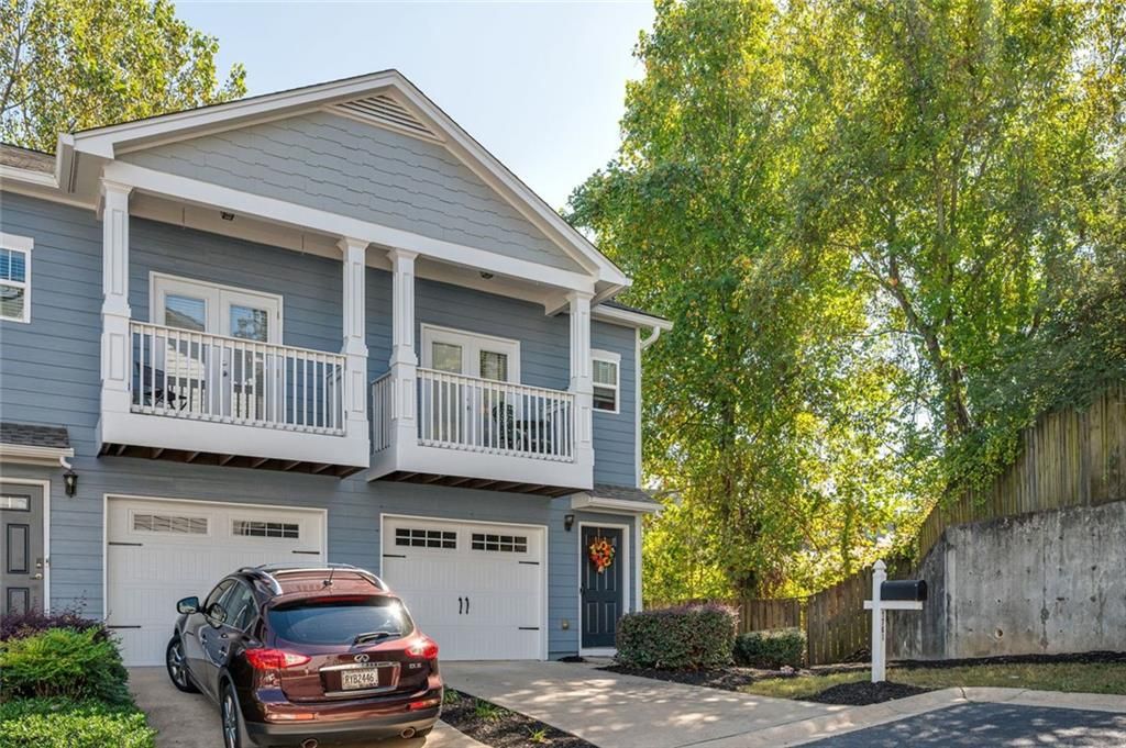 1761 Liberty Parkway, Atlanta, GA 30318