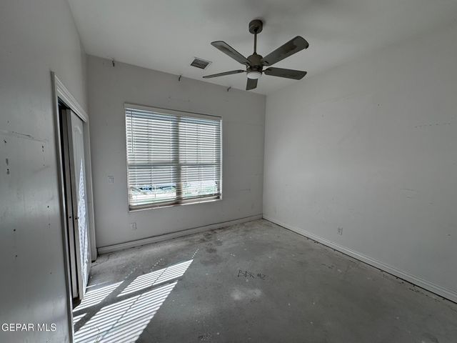 337 EMERALD NIGHT, Horizon City, TX 79928