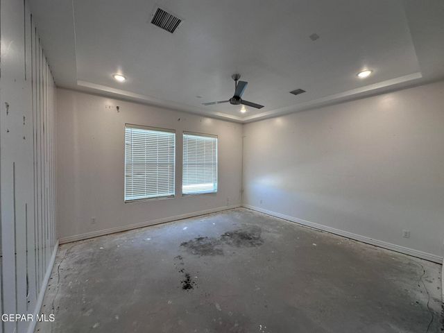 337 EMERALD NIGHT, Horizon City, TX 79928
