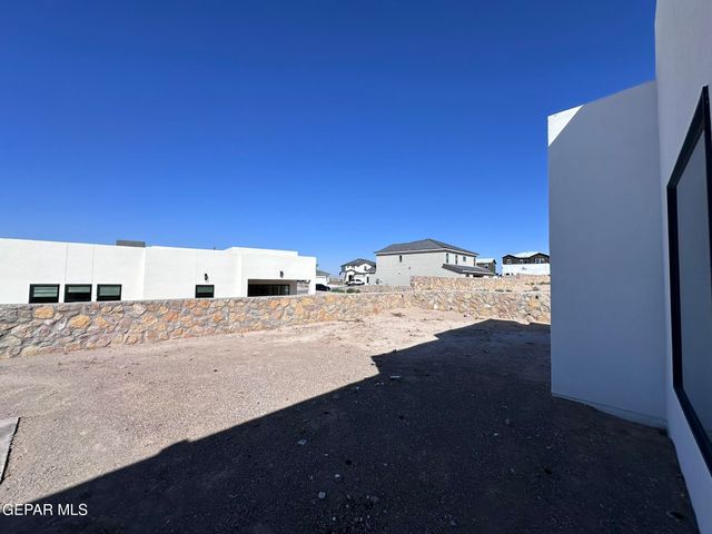 337 EMERALD NIGHT, Horizon City, TX 79928