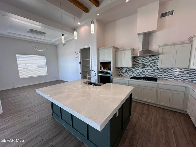 337 EMERALD NIGHT, Horizon City, TX 79928
