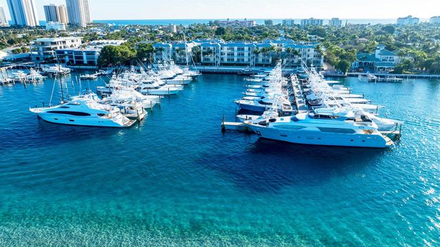 180 Lake Drive 2-302, Palm Beach Shores, FL 33404