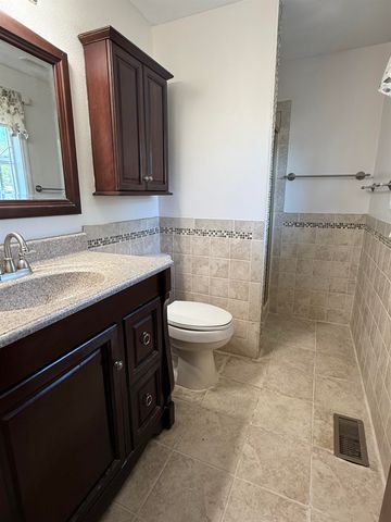 1905 S Calvin Rd, Veradale, WA 99037