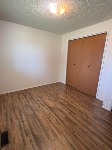 1905 S Calvin Rd, Veradale, WA 99037