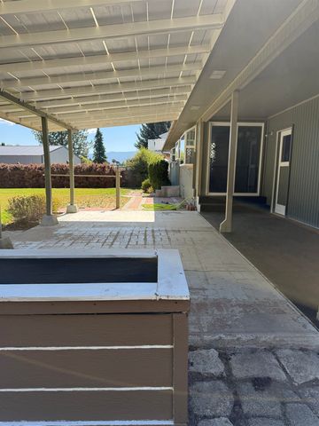 1905 S Calvin Rd, Veradale, WA 99037