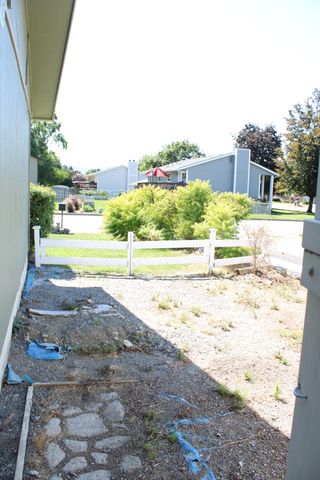 1905 S Calvin Rd, Veradale, WA 99037
