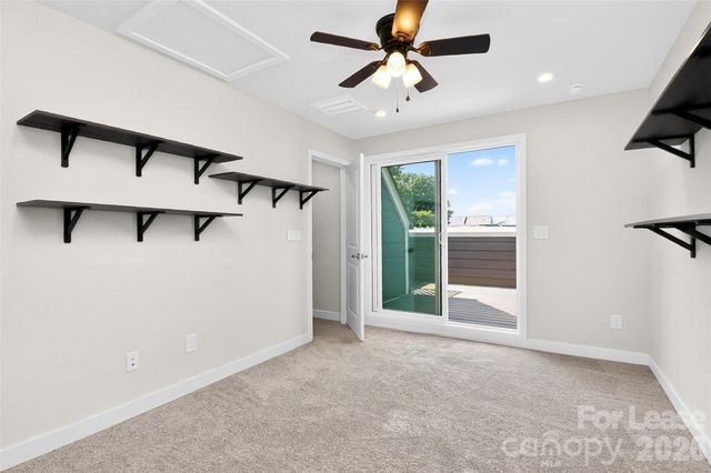 948 Broad River Lane, Charlotte, NC 28211