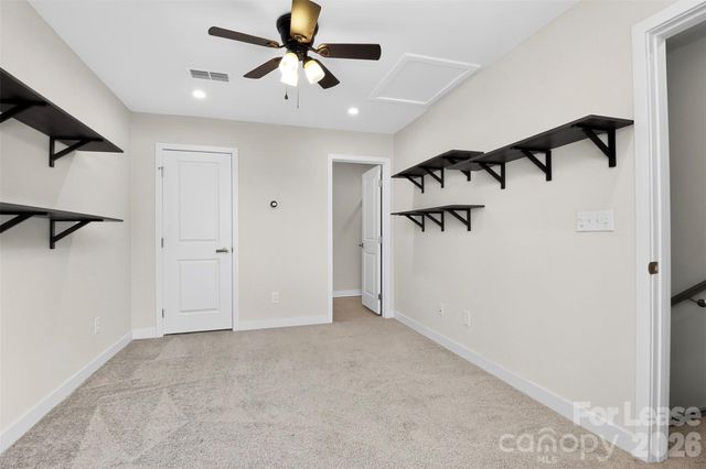 948 Broad River Lane, Charlotte, NC 28211