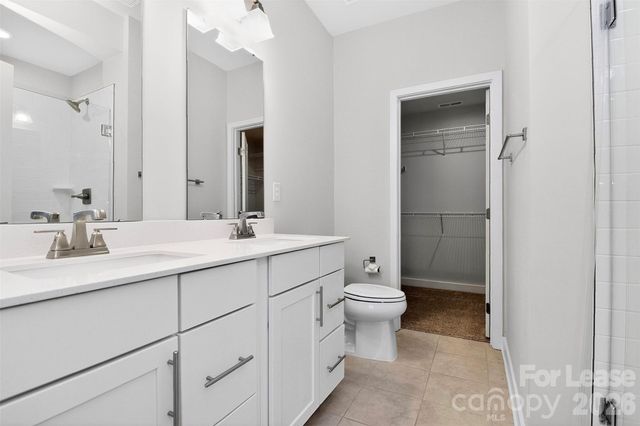 948 Broad River Lane, Charlotte, NC 28211