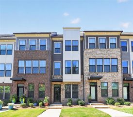 948 Broad River Lane, Charlotte, NC 28211