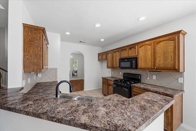 7304 Summit Parc Drive, Dallas, TX 75249
